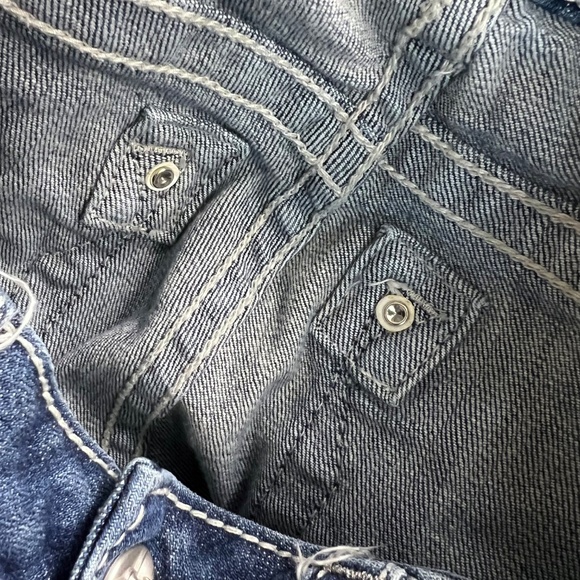 |•MISS ME•| Cuffed Capri Jeans Size 28 - Picture 9 of 16